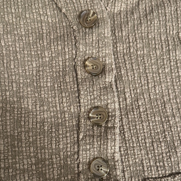 Two by Vince Camuto Ladies' Button Cardigan Size S - Picture 4 of 6